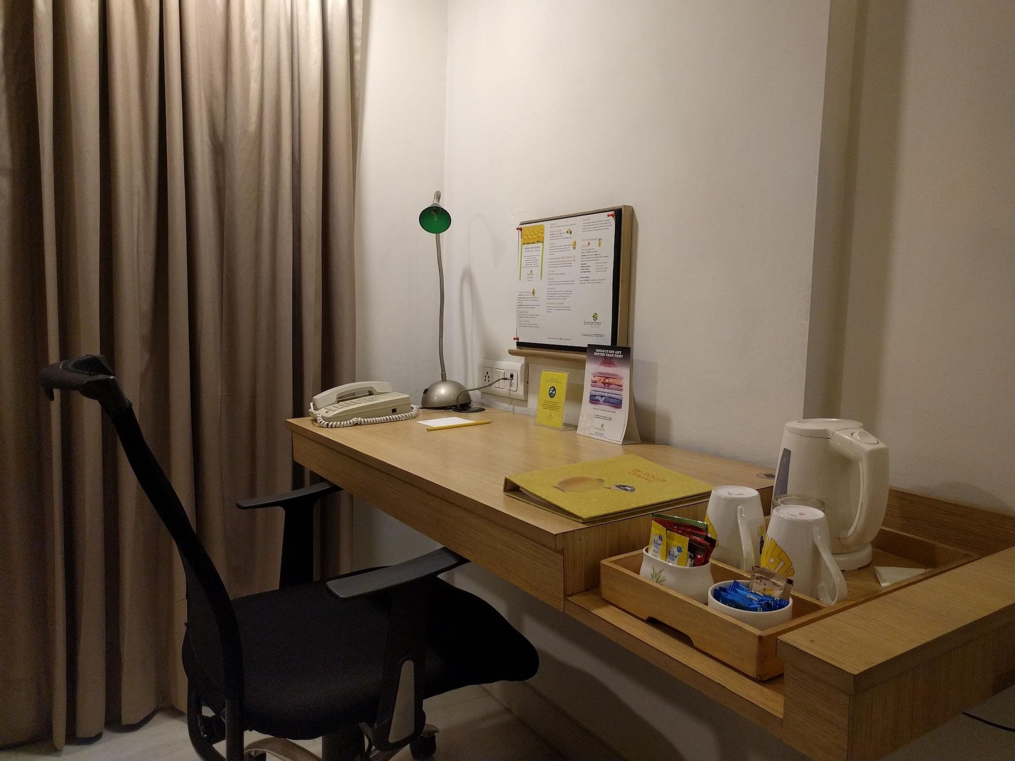 Lemon Tree Hotel, Udyog Vihar, Gurugram Gurgaon Zewnętrze zdjęcie