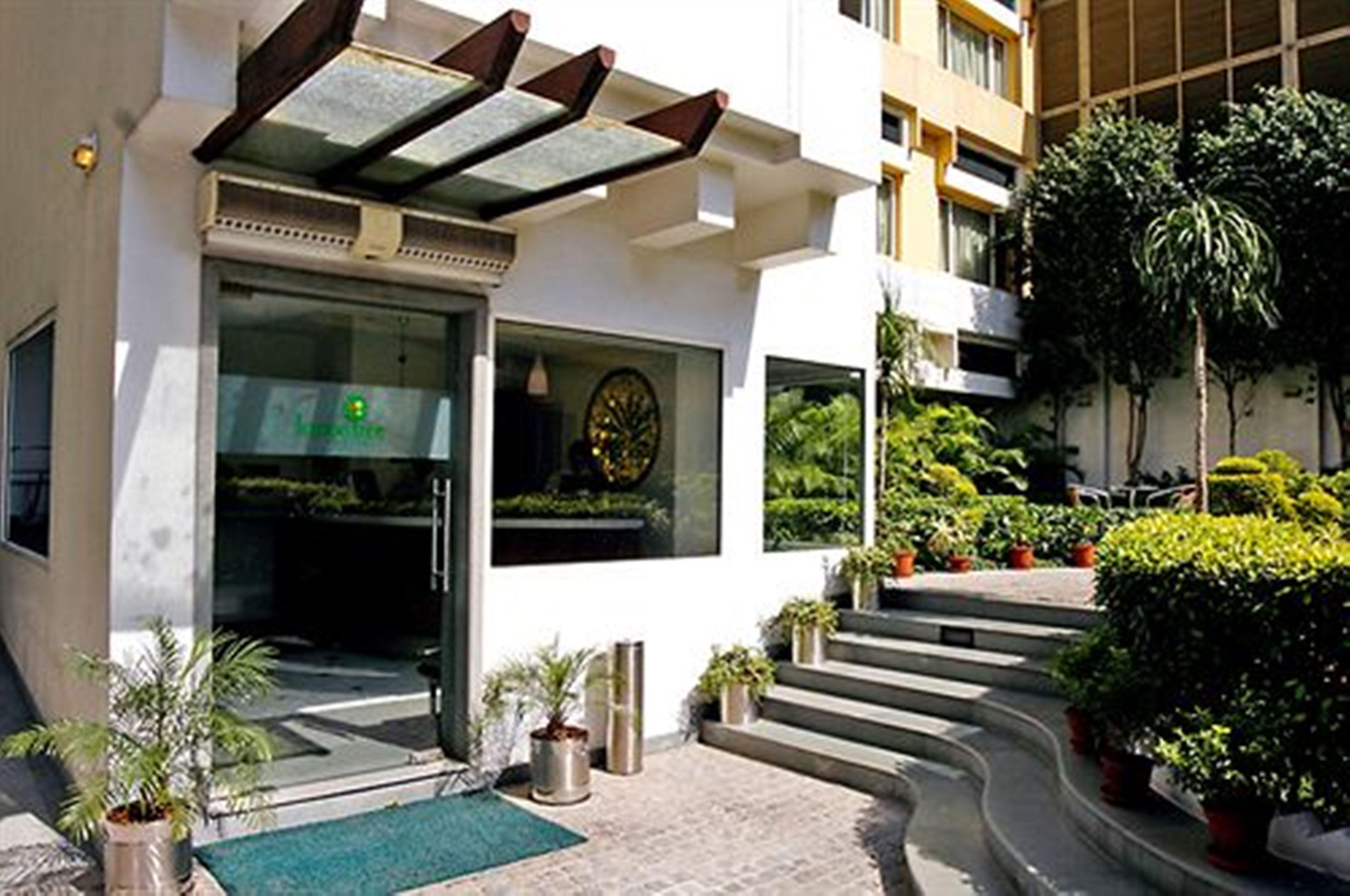 Lemon Tree Hotel, Udyog Vihar, Gurugram Gurgaon Zewnętrze zdjęcie