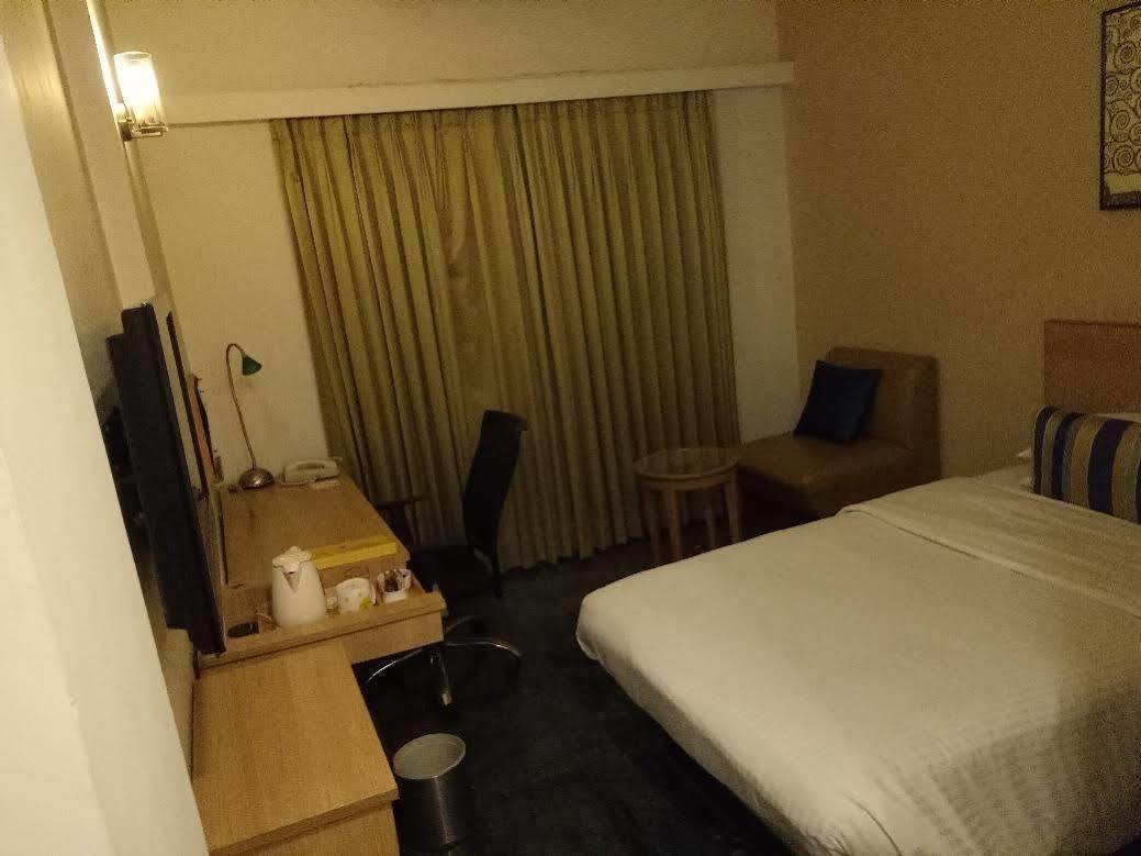 Lemon Tree Hotel, Udyog Vihar, Gurugram Gurgaon Zewnętrze zdjęcie