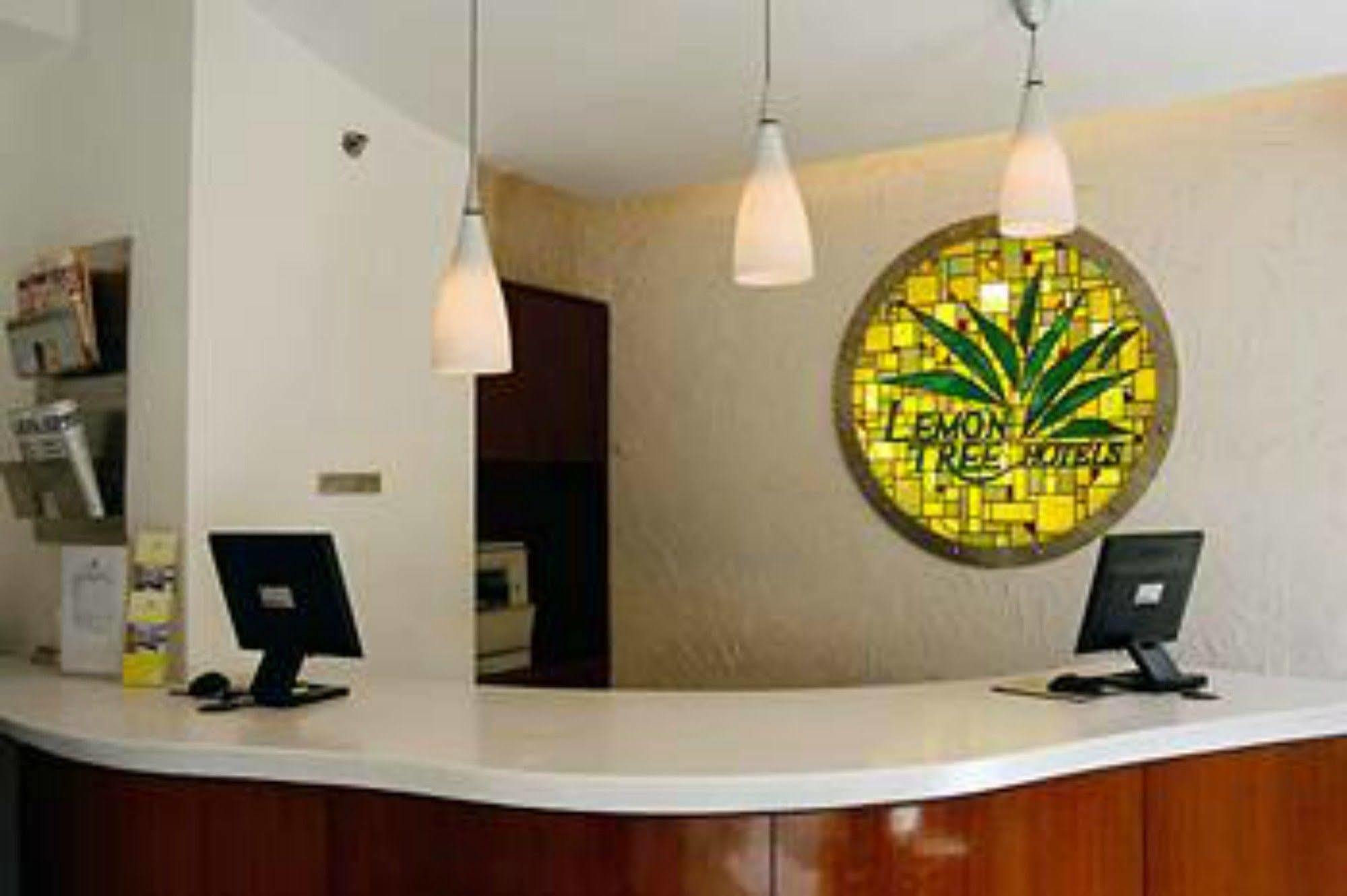 Lemon Tree Hotel, Udyog Vihar, Gurugram Gurgaon Zewnętrze zdjęcie